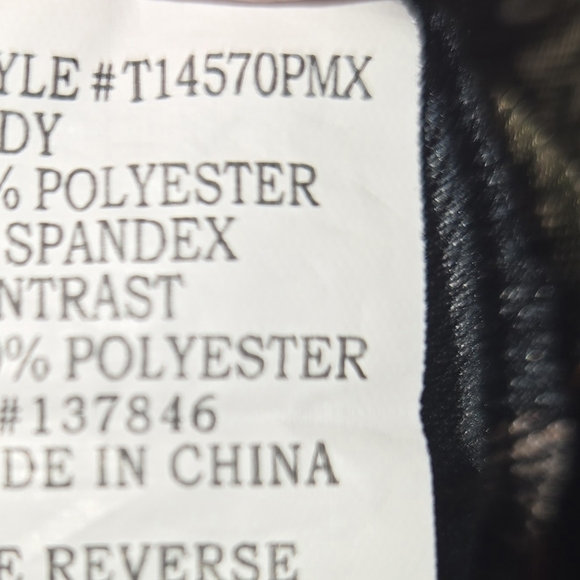 Stem & Vine Bell Sleeve Blouse Floral Black and Cream 3x - Picture 5 of 5